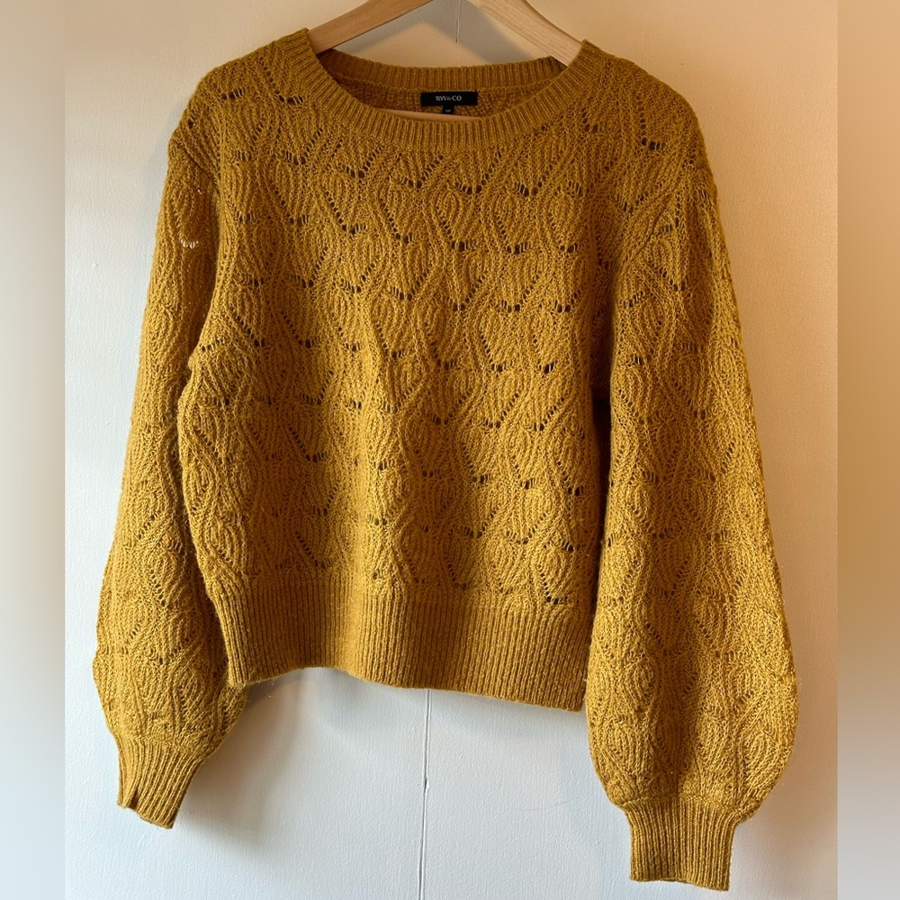 RW&Co mustard yellow sweater